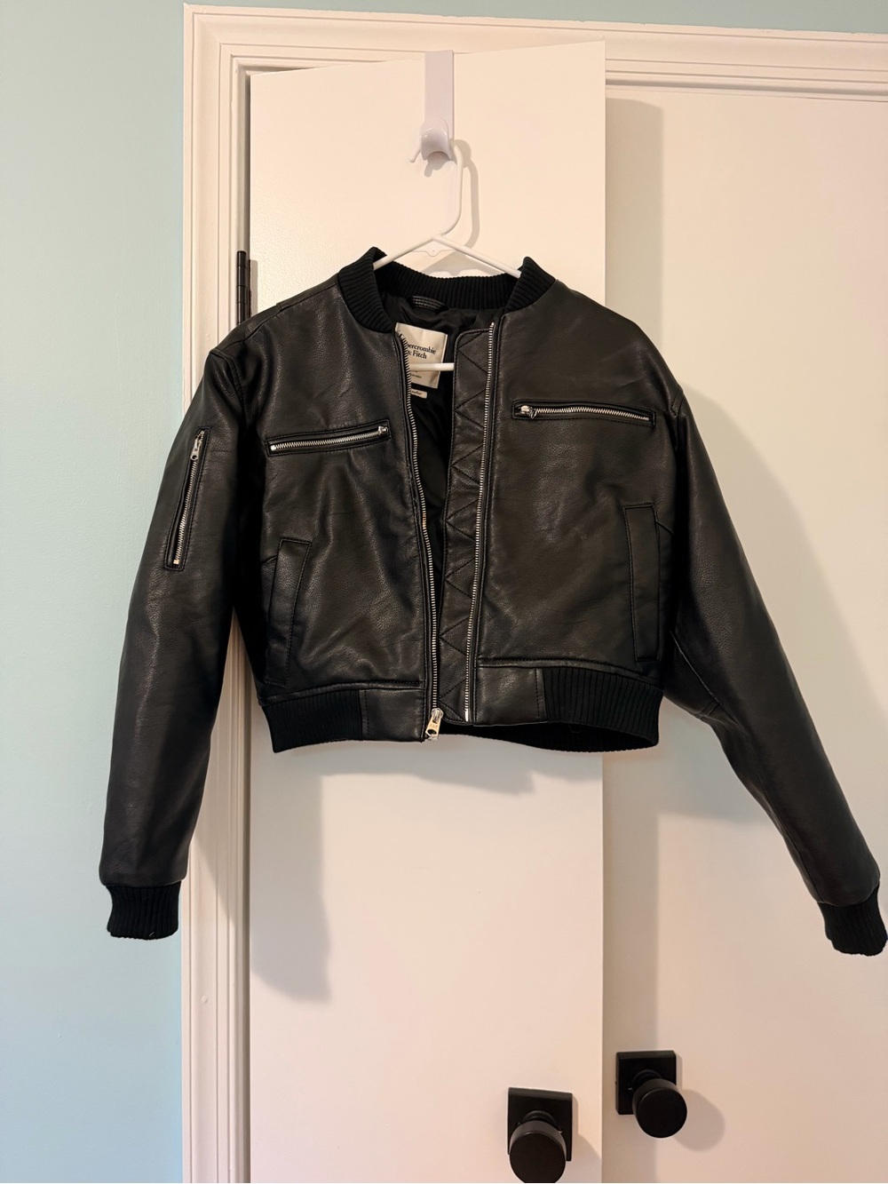 Abercrombie & Fitch Black Women's Faux Leather Bomber Jacket